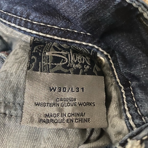 Silver Jeans - Picture 3 of 3